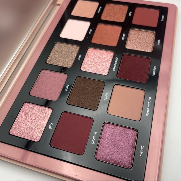 NATASHA DENONA | Retro Palette (Brand New!) 💘✨ - Picture 4 of 9